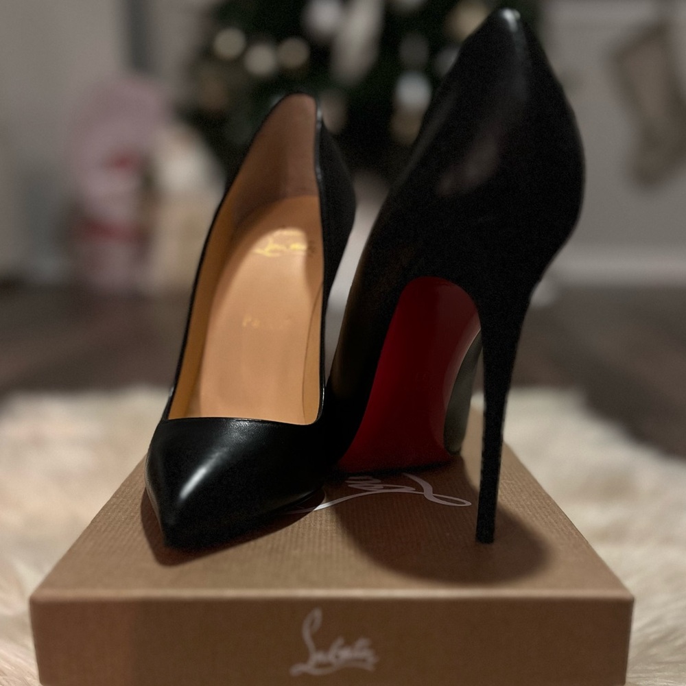 Christian Louboutin Pigalle Follies 100 Black Nappa Heels EU39 US 9 Red Sole NWT